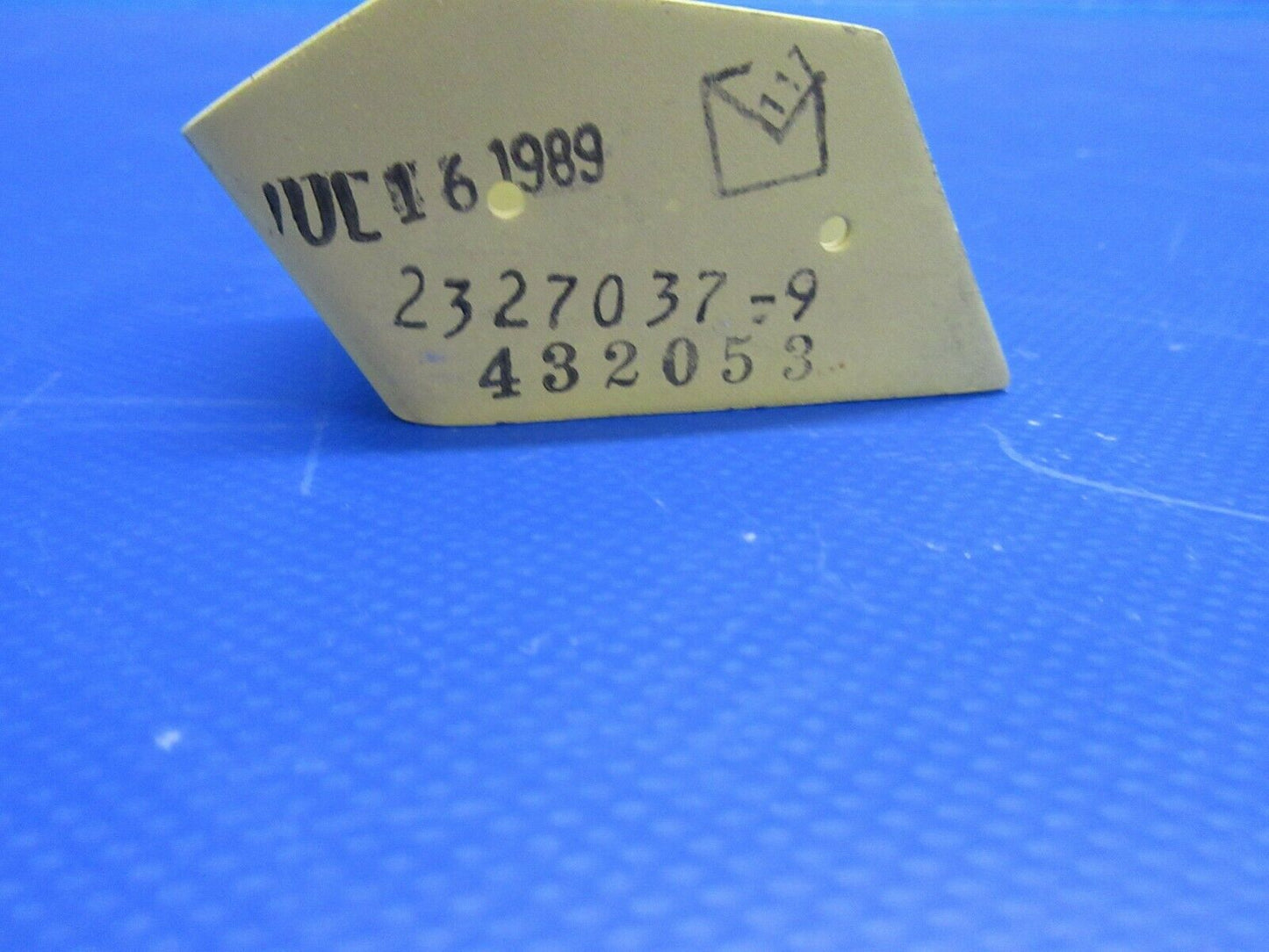 Bombardier Lear Striker P/N 2327037-9 NOS (0419-331)