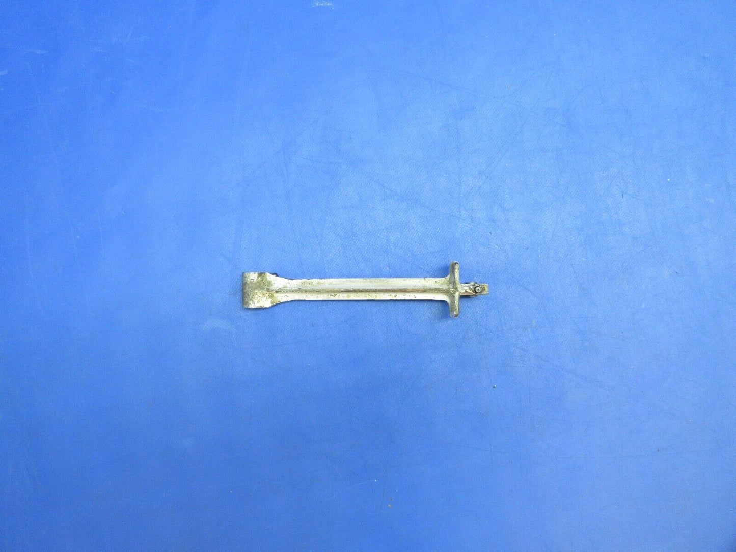 Beech C-35 Bonanza Main Gear Retract Leg P/N 35-815129 (1023-884)