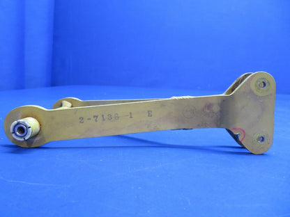 Lake LA-4-200 Idler Assy Elevator P/N 2-7138-1, 2-7138-3 (1222-899)