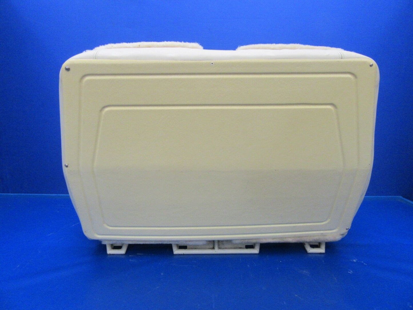 Cessna 177B Seat Assy Rear Cream Leather & Sheepskin P/N 1714098-9 (0818-191)