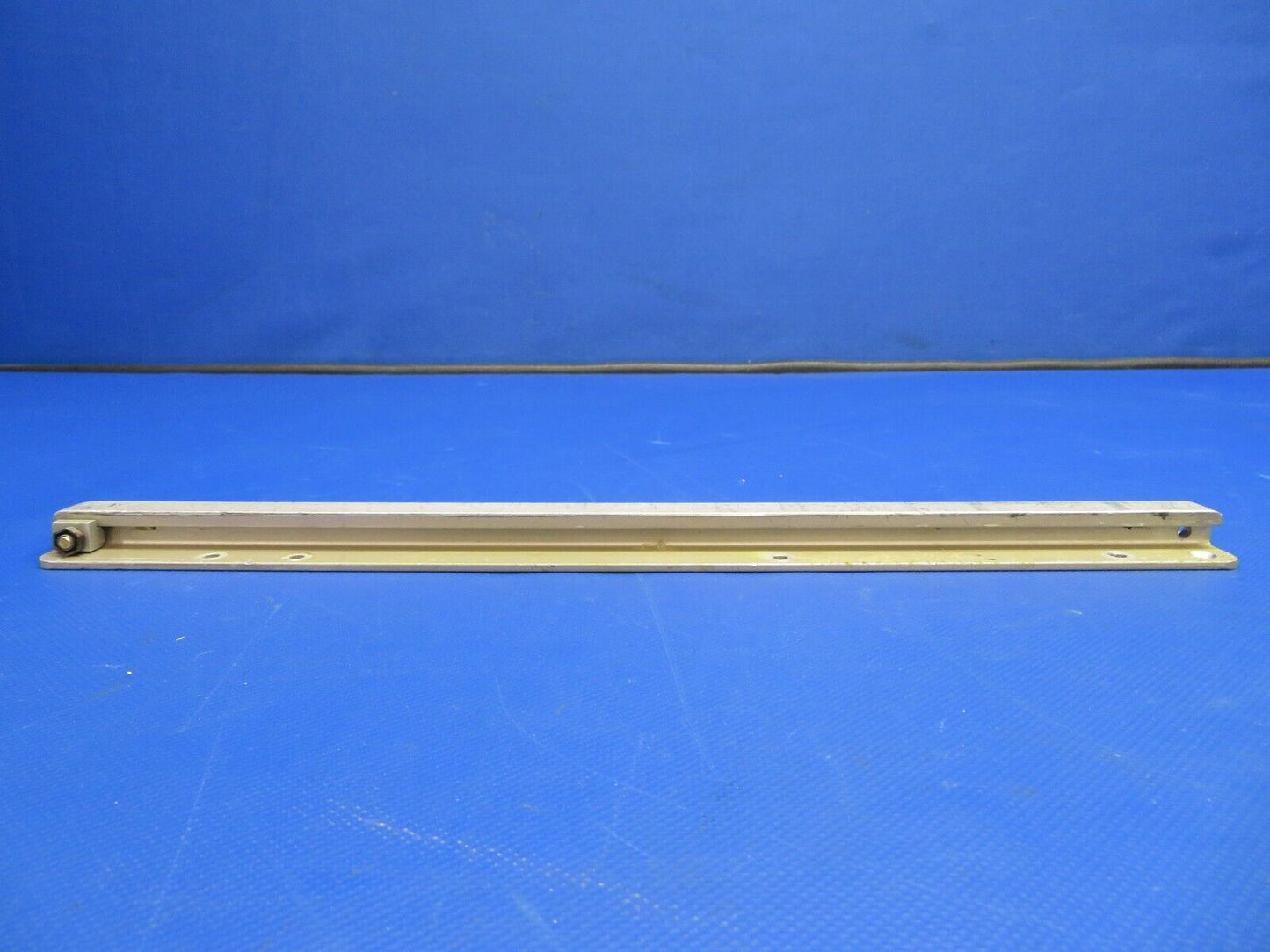 Beech N35 Bonanza Track / Rail Rear Seat P/N 95-420015-145 (0121-319)