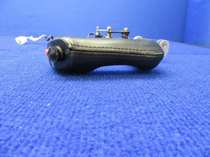 Cirrus SR-22 Yoke Grip Assy RH P/N 11995-004 (0122-301)