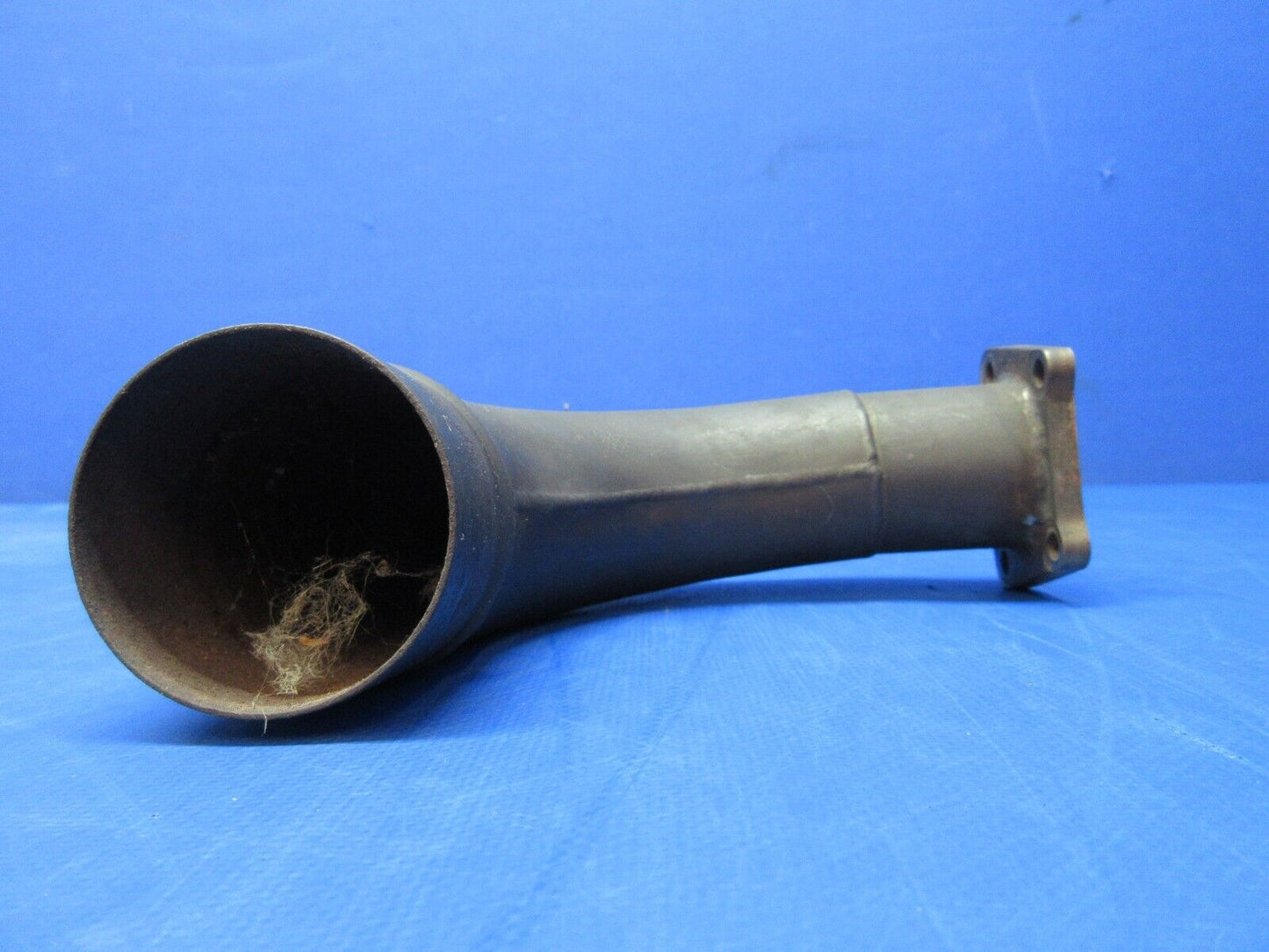 Cessna 421A / 421B RH INBD Exhaust Stack Assy P/N 5155156-206 (1123-852)
