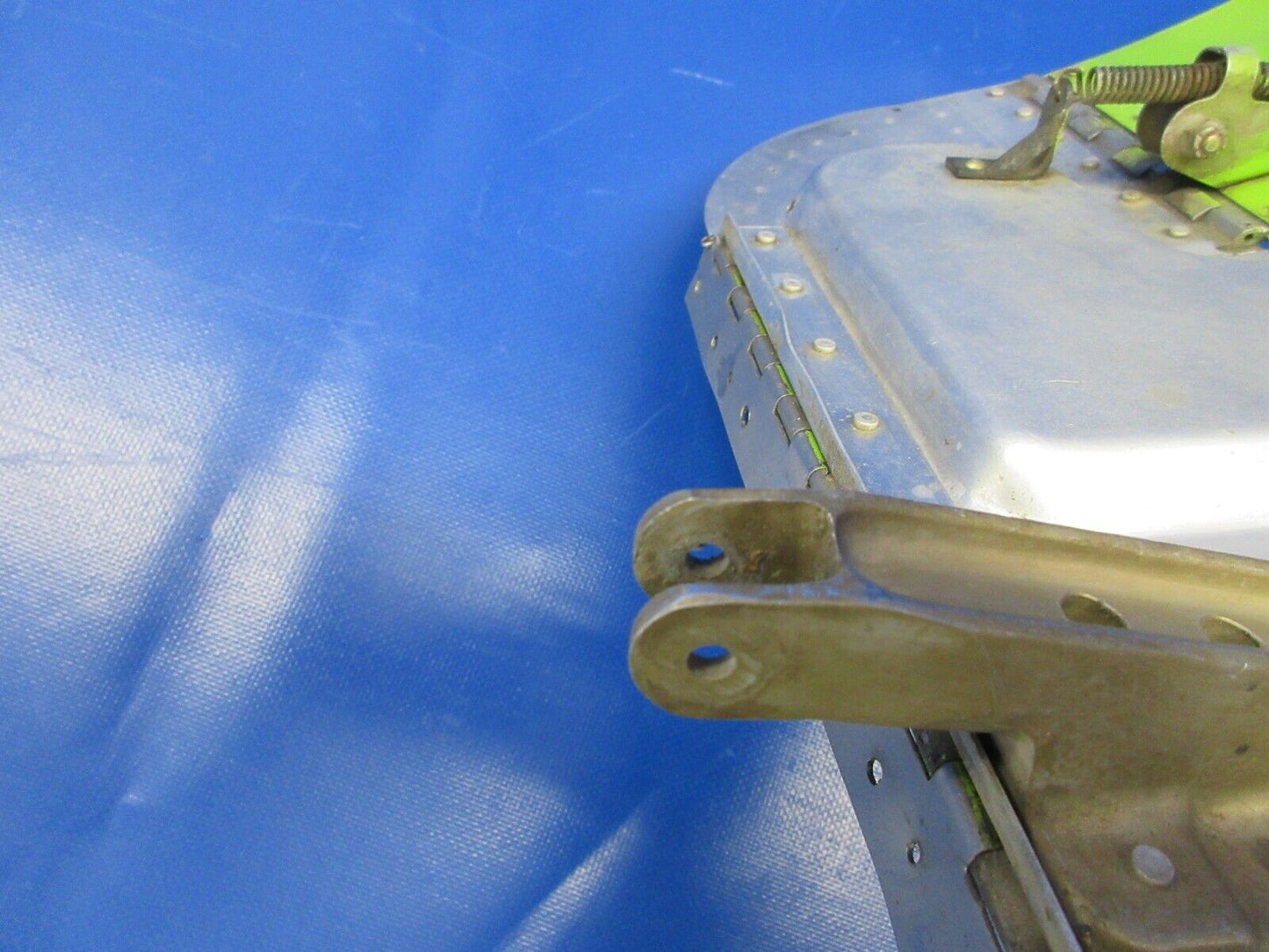Cessna 210 Door Assy MG Spring Well RH P/N 1241158-2 (1223-601)