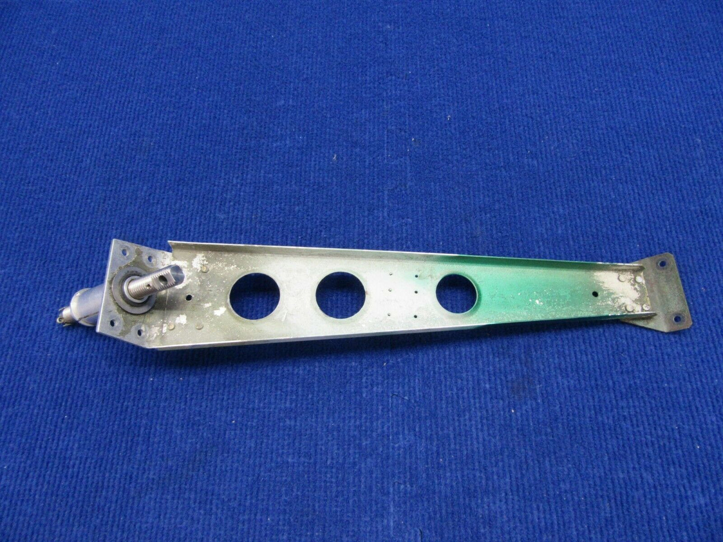 Piper PA-28R-201T Stabilator Trim Barrell & Rib 63530-000, 65245-000 (1121-585)