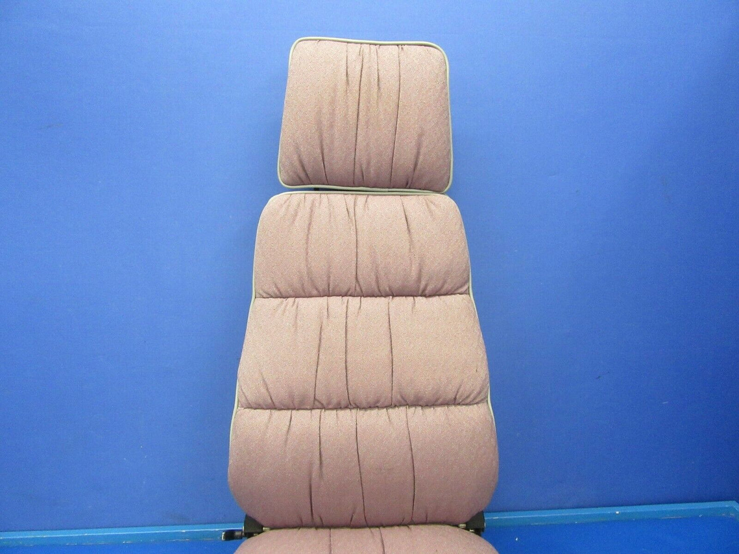 Piper PA-34-200T Seneca II Passenger Seat Rear LH P/N 79479-02 (1119-165)