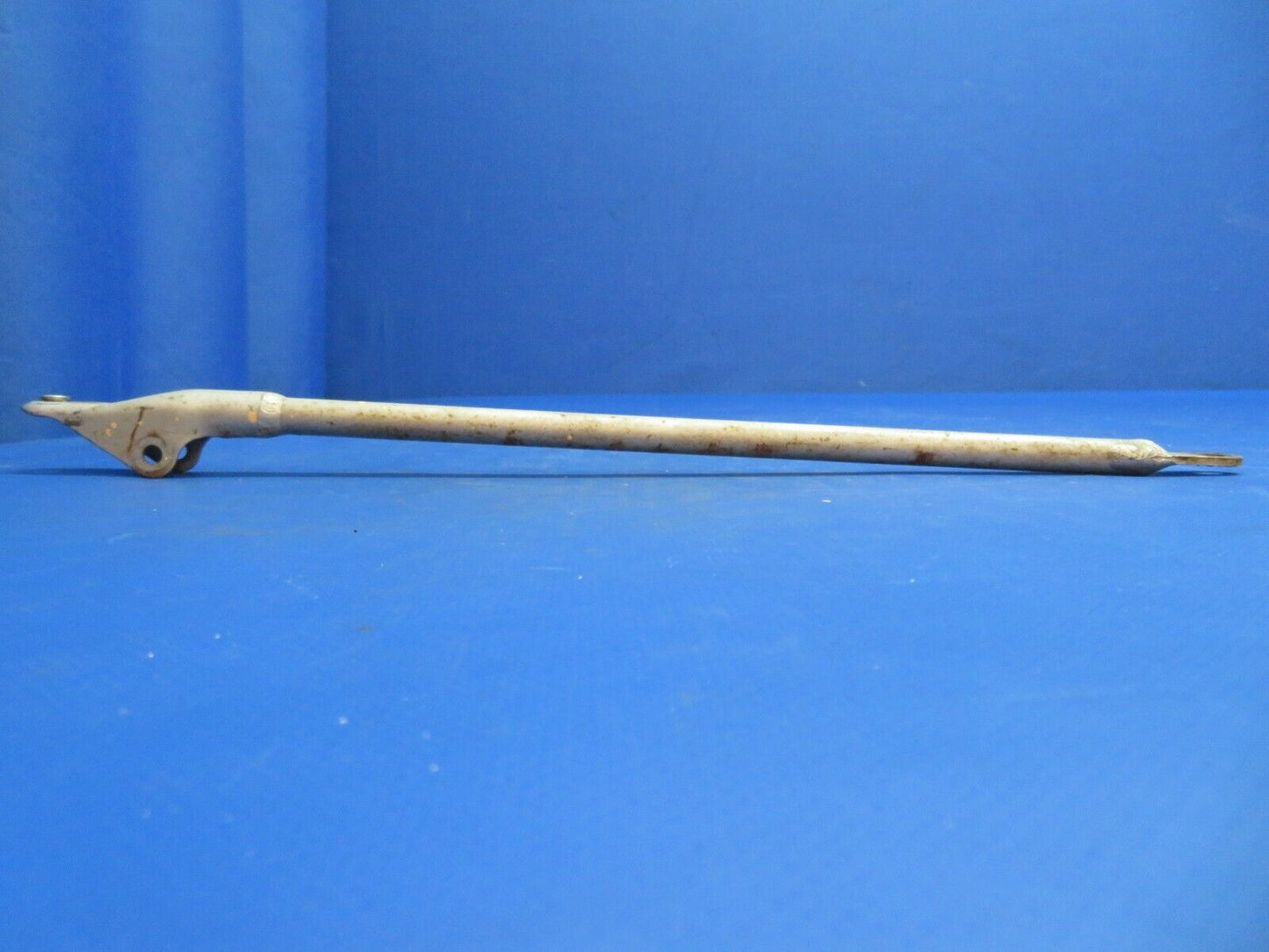 Beech 95-B55 Baron LH Rod Landing Gear Door Actuator P/N 45-815003-3 (1222-851)
