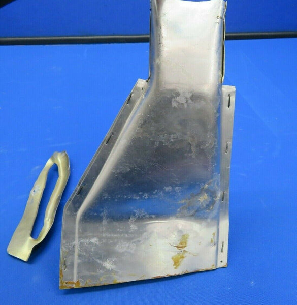 Cessna 210L RH Floor Air Duct P/N 1250503-2 (0820-422)