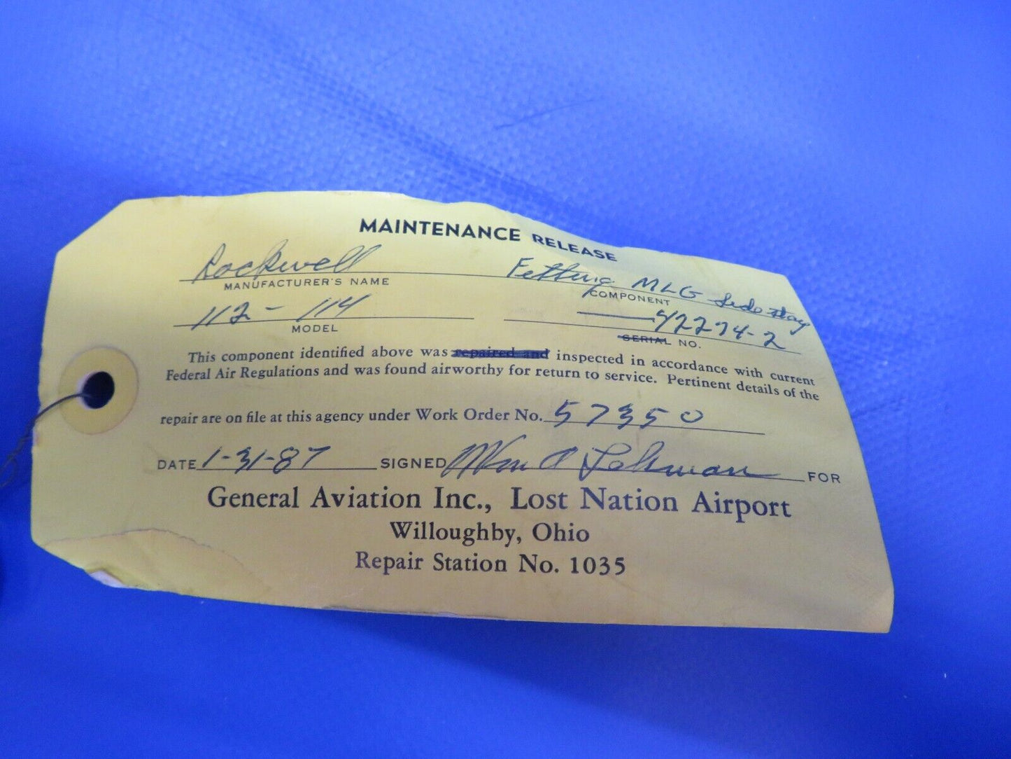 Commander 112 RH Side Stay Fitting P/N 42274-2 NOS (0922-55)