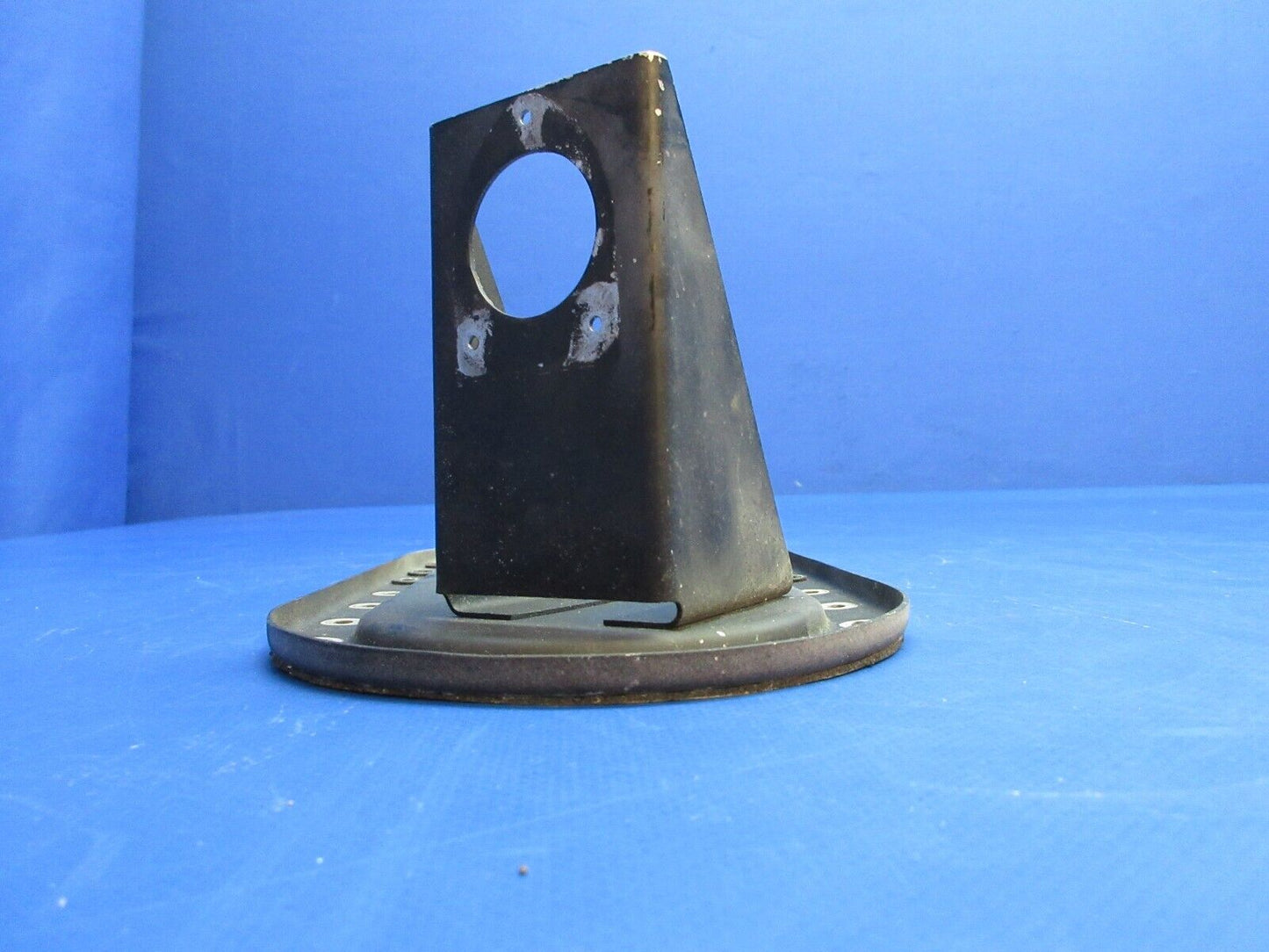 Cessna 401 LH FWD Panel Assy Wing Tip Tank P/N 0823400-145 (0523-599)