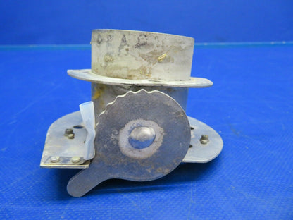 Piper PA-32RT-300 Lance II Vent AFT LH P/N 68556-00, 68556-000 (0620-303)