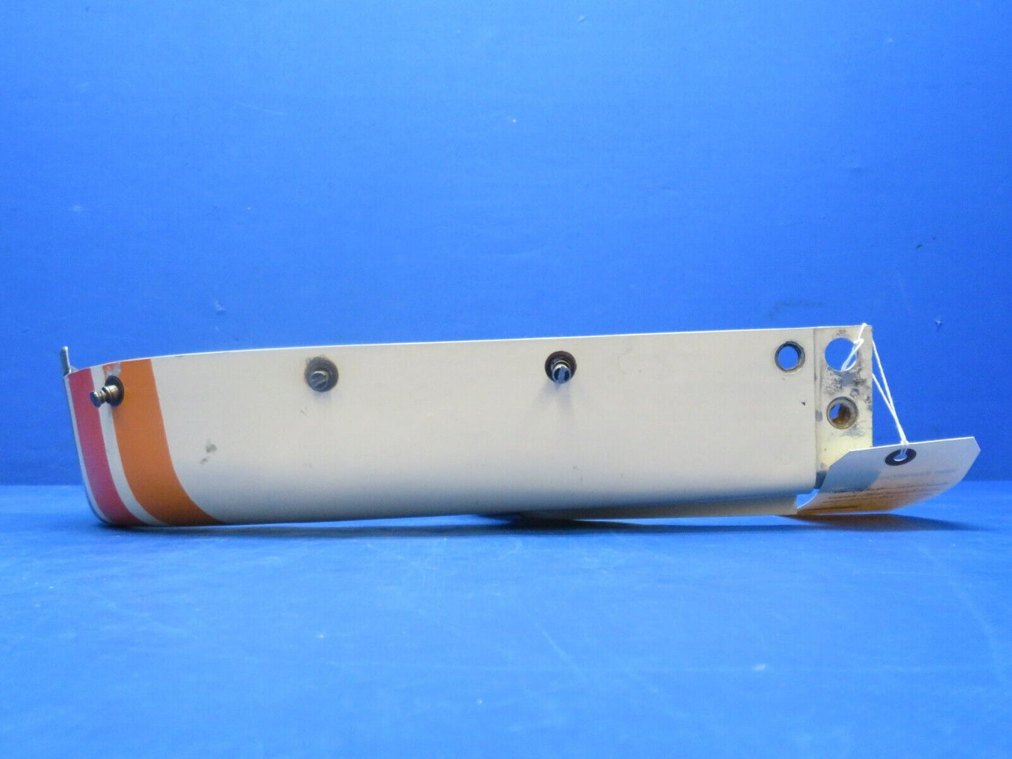 Early Cessna 310 / 310B Cowl RH Nose Cap Assy P/N 0851040-28 (1223-131)