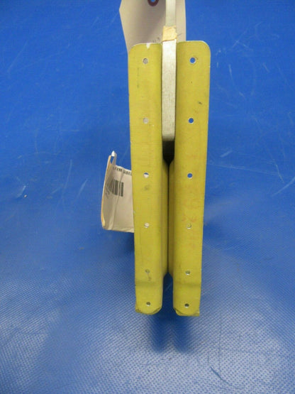 Piper Track Flap 43764-001 NOS (0419-60)