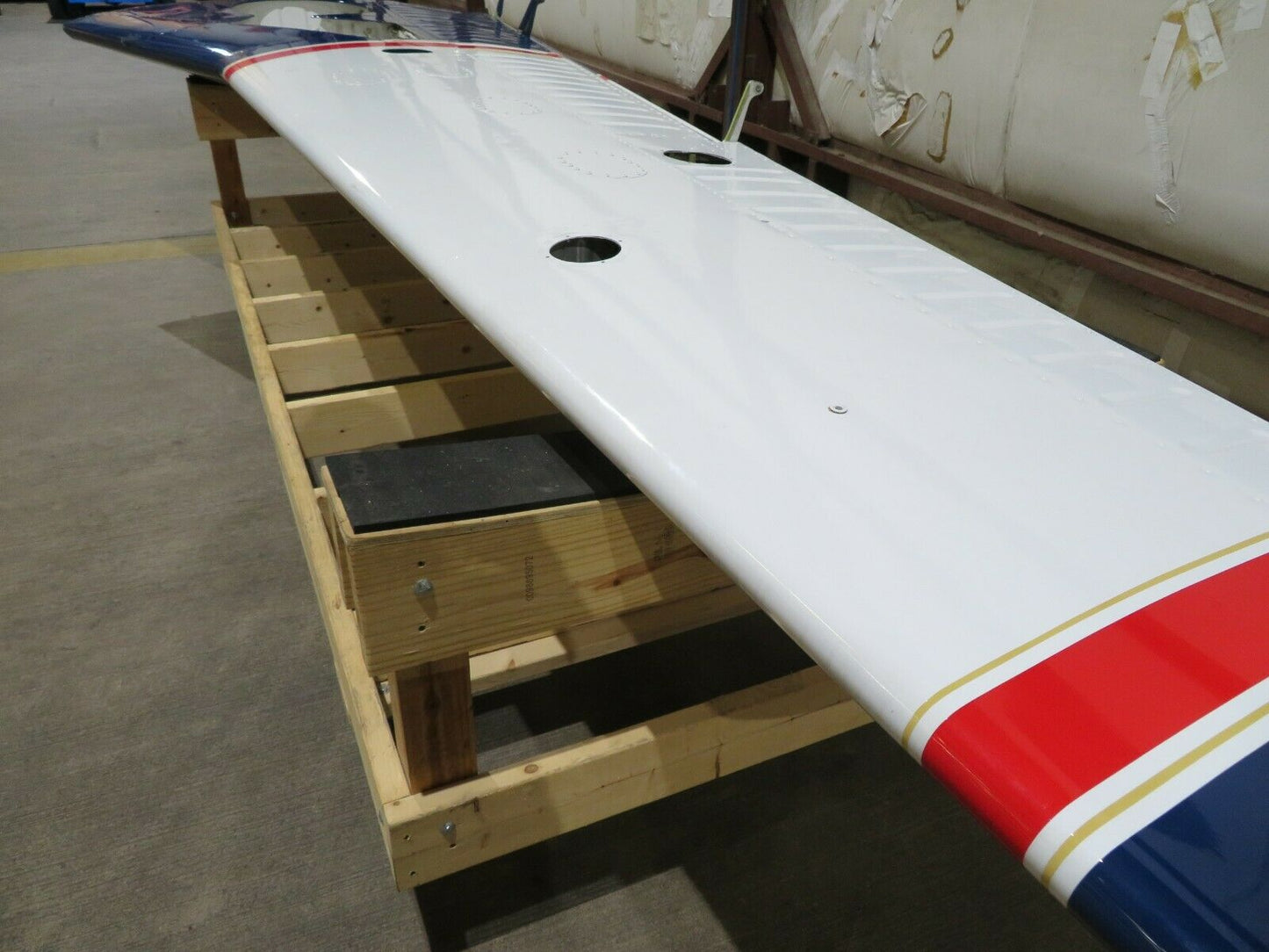 1975 Rockwell Commander 112A Right Hand Wing P/N 42000-2 (1120-360)