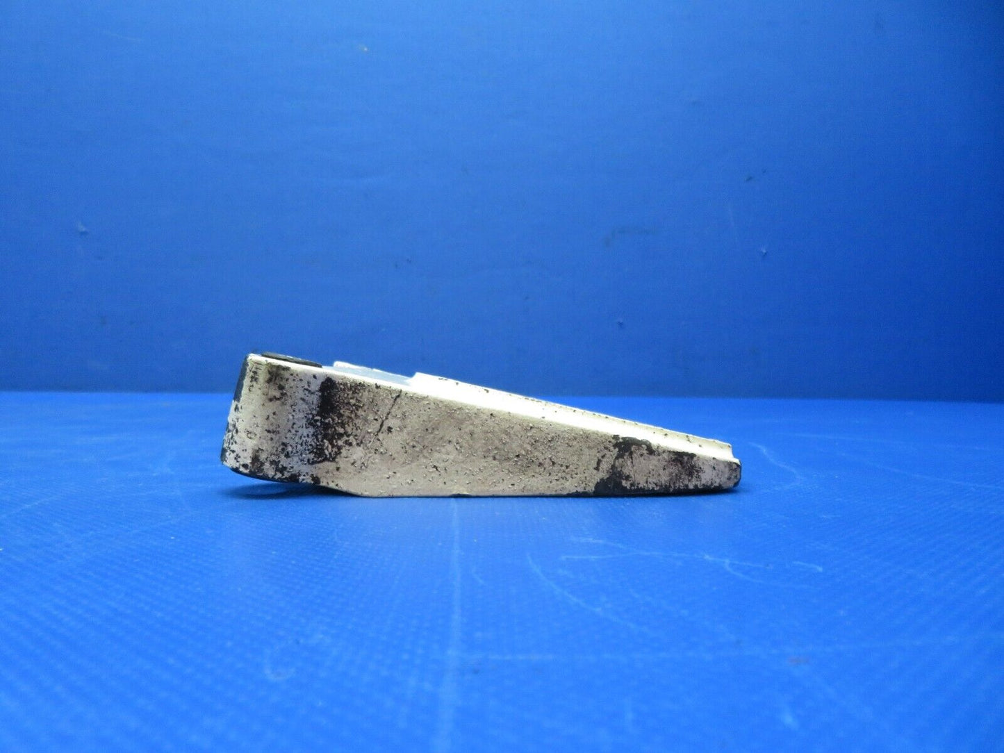 Cessna 401 / 401A Cleveland Torque Plate Assy P/N 075-01902 (0124-217)