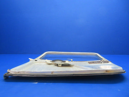Cessna 150 / 150K RH Cabin Door - Clear Tint NO KEY P/N 0413033-26 (0922-979)