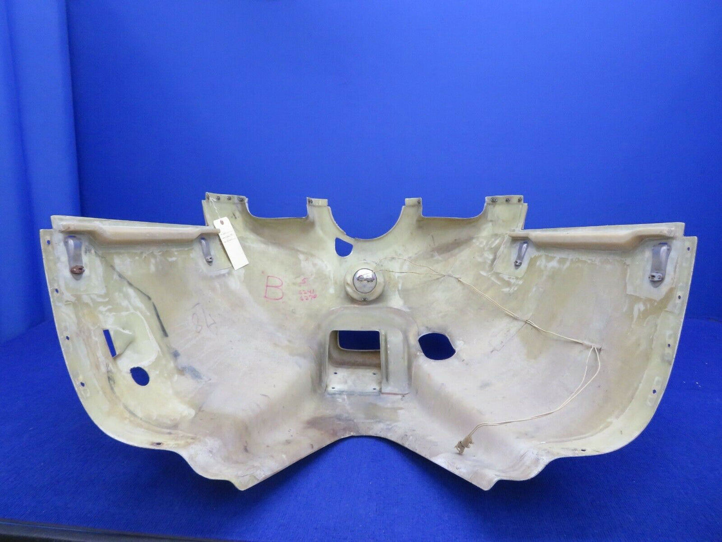 Piper PA-38-112 Tomahawk Lower Cowl Assembly P/N 7677-002 (0322-744)