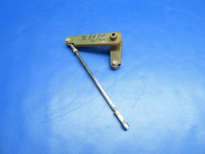 Cessna 210 Flap Bellcrank Assy RH OTBD W / Push Rod P/N 1262038-2 (0124-1096)