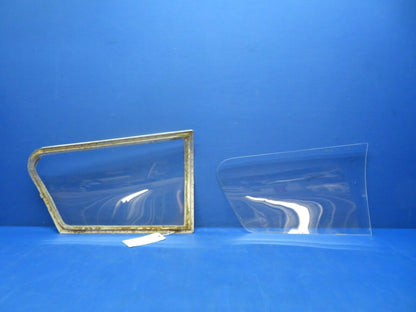 Early Cessna 310 / 310B Emergency Window Assy P/N 0811693-1 (1223-128)
