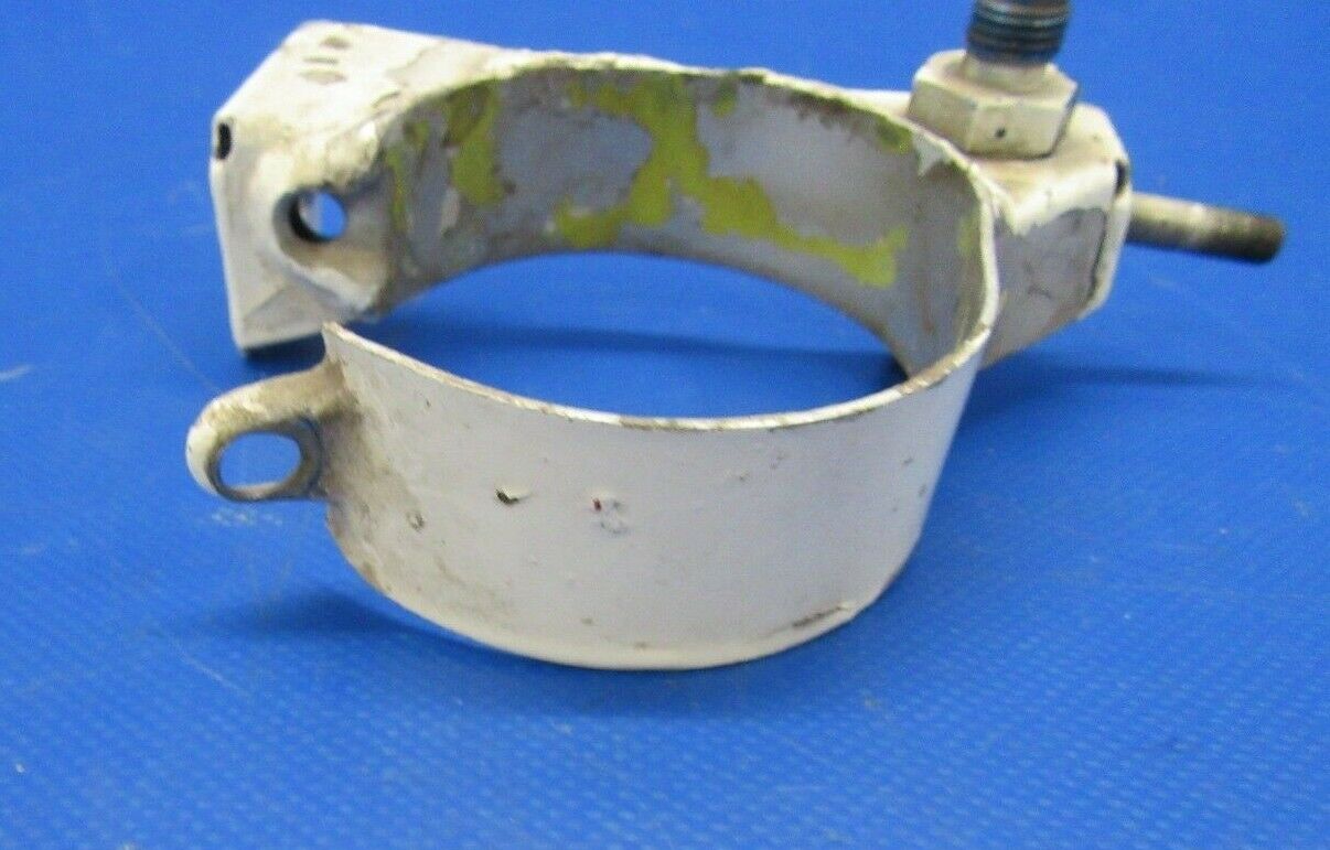 Beech Clamp Main Gear Door Attach LH P/N 35-815004 (0119-270)