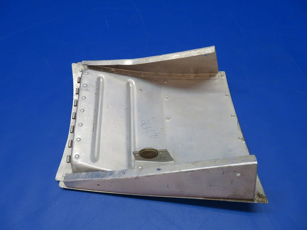 Cessna 206 / 210 RH Cowl Flap Door P/N 1213261-202 (1022-340)