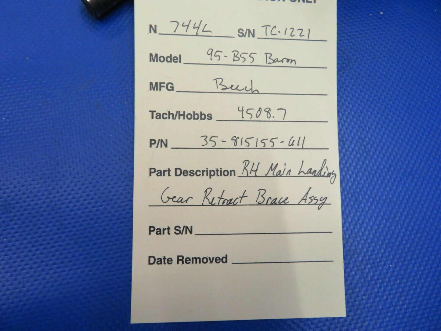 Beech 95-B55 RH Main Landing Gear Retract Brace Assy P/N 35-815155-611 (0721-777