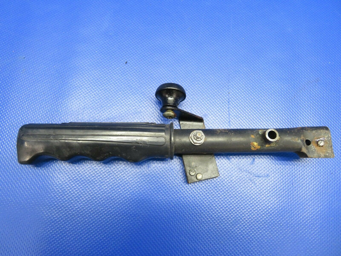 Piper PA-28-140 Brake Handle Parking Brake P/N 63320-00 (1220-380)