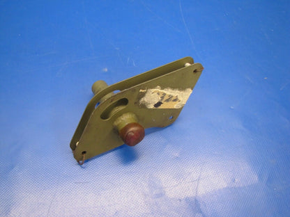 Cessna 150 172 Bellcrank Assy Aileron LH P/N 0523223 (0517-103)