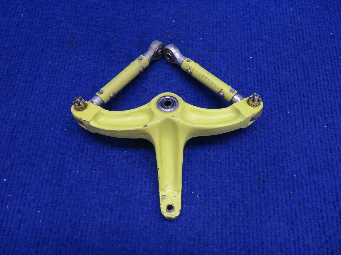 Beech 58 Baron Rudder Bellcrank Assy RH w Push Rods P/N 35-524138-2 (0322-562)