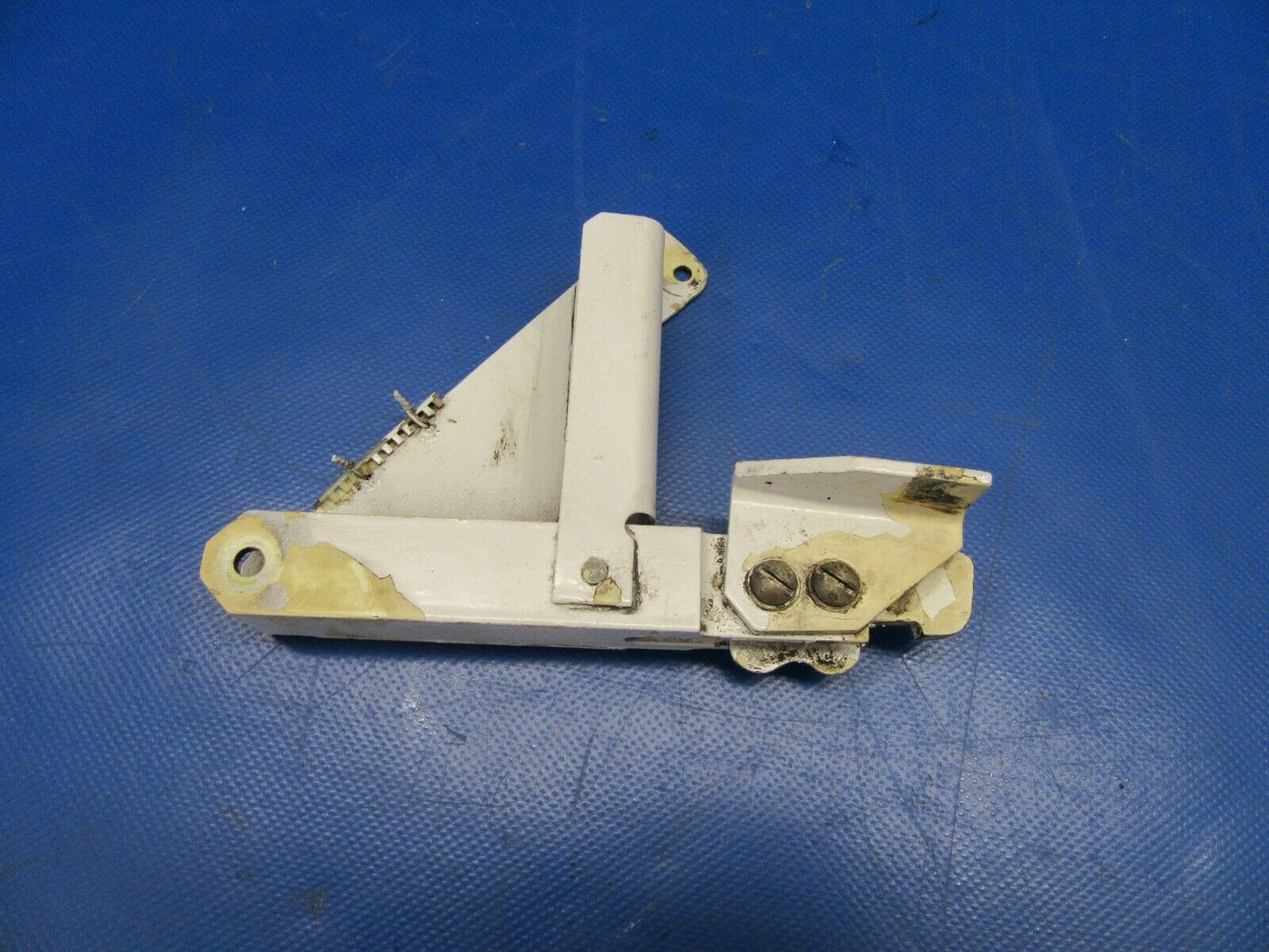 Beech Baron B-55 Main Gear Uplock Assy LH P/N 60-810092-23 (0219-364)