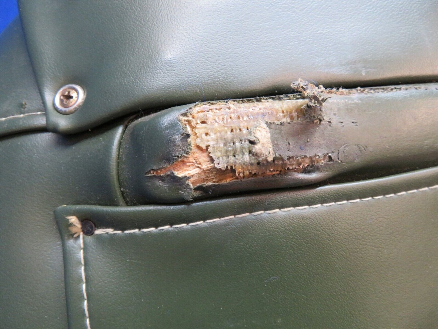 Bellanca 17-30 Viking Bucket Seat Assy Pilot or Co-Pilot P/N S-1 (0822-19)