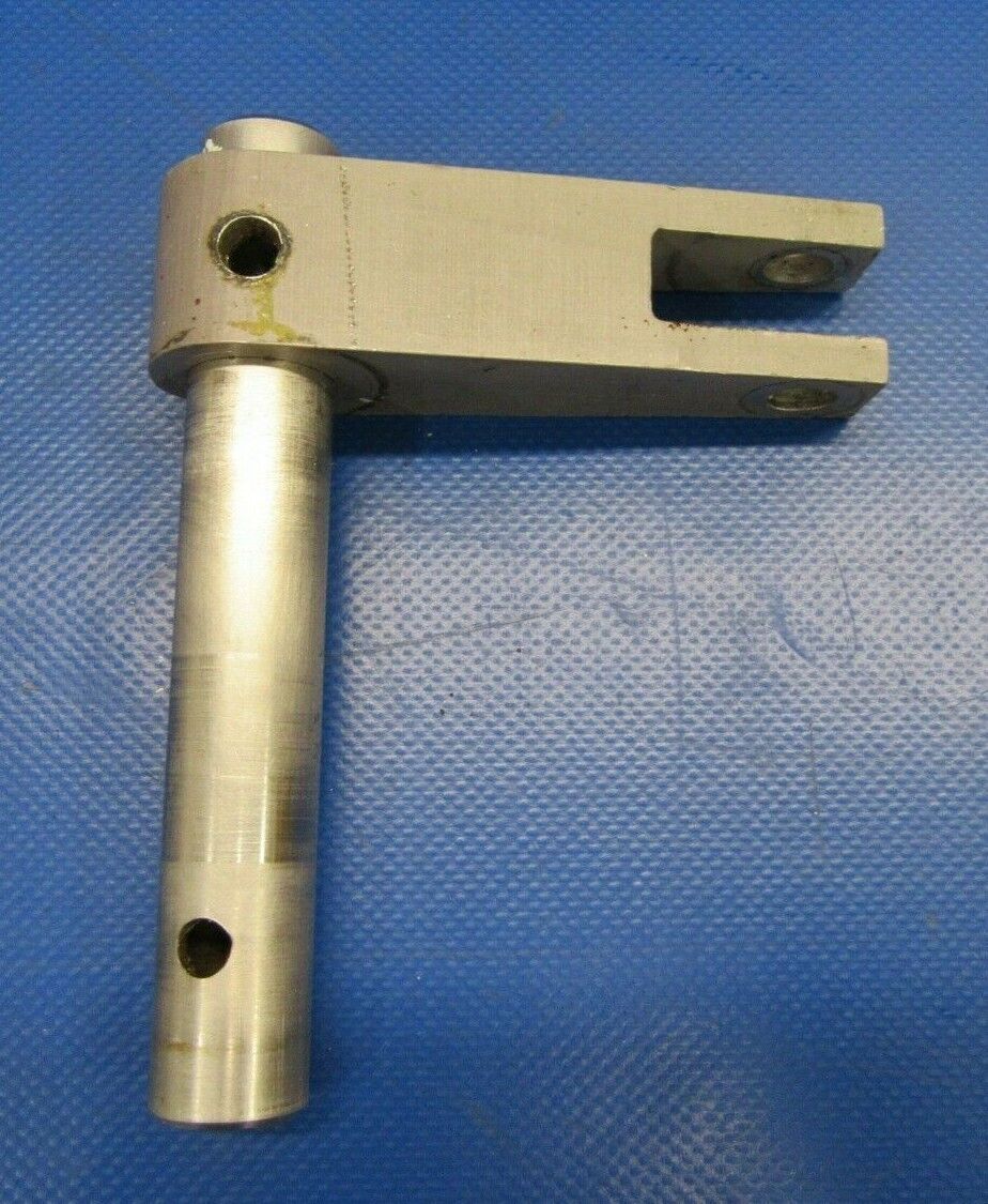 Beech Sierra C24R Arm Side Brace w / Pin P/N 169-810001-23 (0719-136)