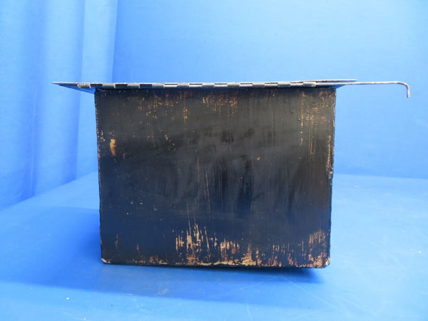 Beech 95-B55 Baron Battery Box Assy w/ Lid P/N 95-410006-19 (0123-528)