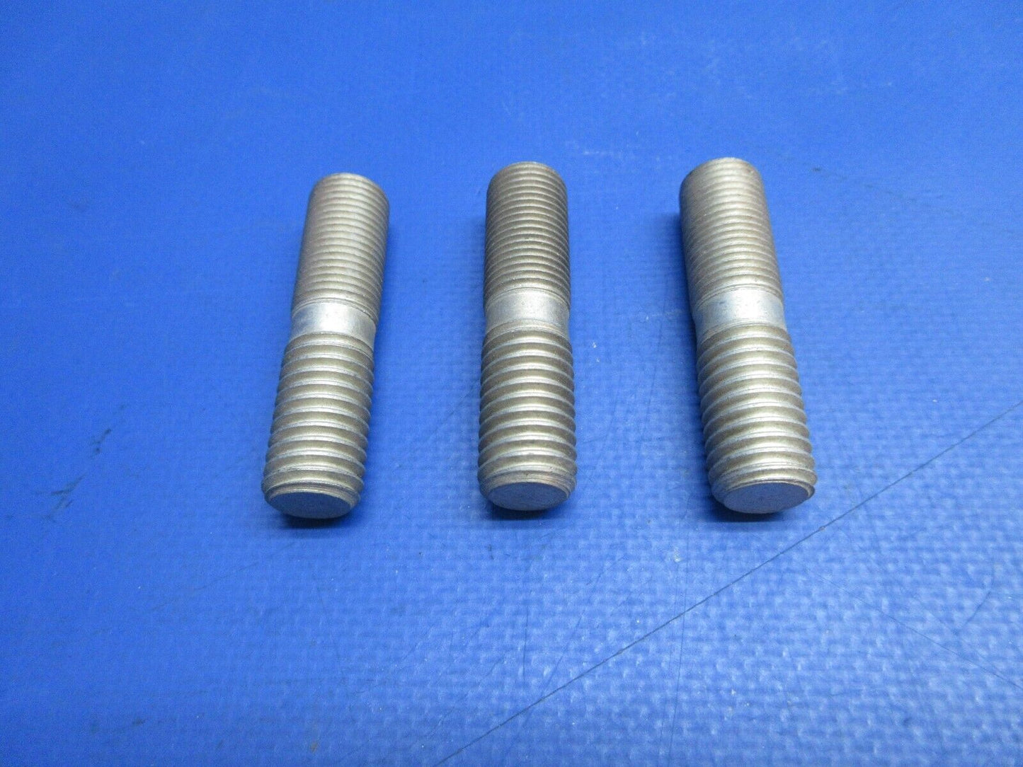 McCauley Threaded Propeller Stud NOS LOT OF 3 P/N B2990-40, B-2990-40 (0523-399)