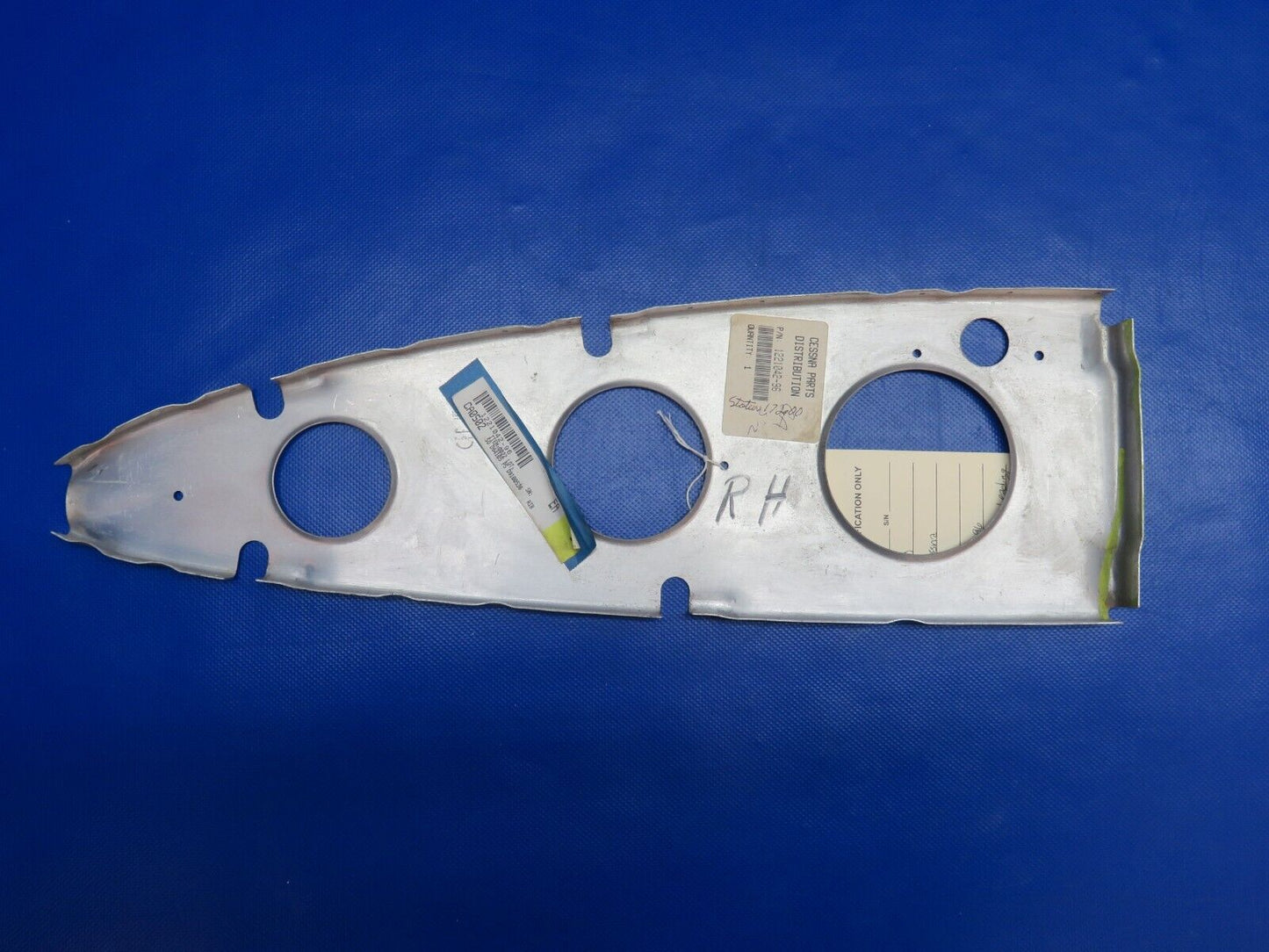 Cessna 210 Rib Leading Edge RH STA 172.00 P/N 1221042-96 NOS (0124-1070)