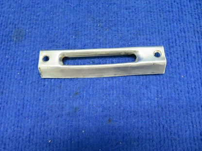 1956 Cessna 310 Door Strike & Latch Plate LOT OF 2 P/N 0811200-49 (0522-334