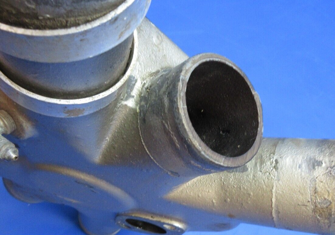 Continental E-225 Manifold Intake And Oil Drain P/N 534204 (0923-814)