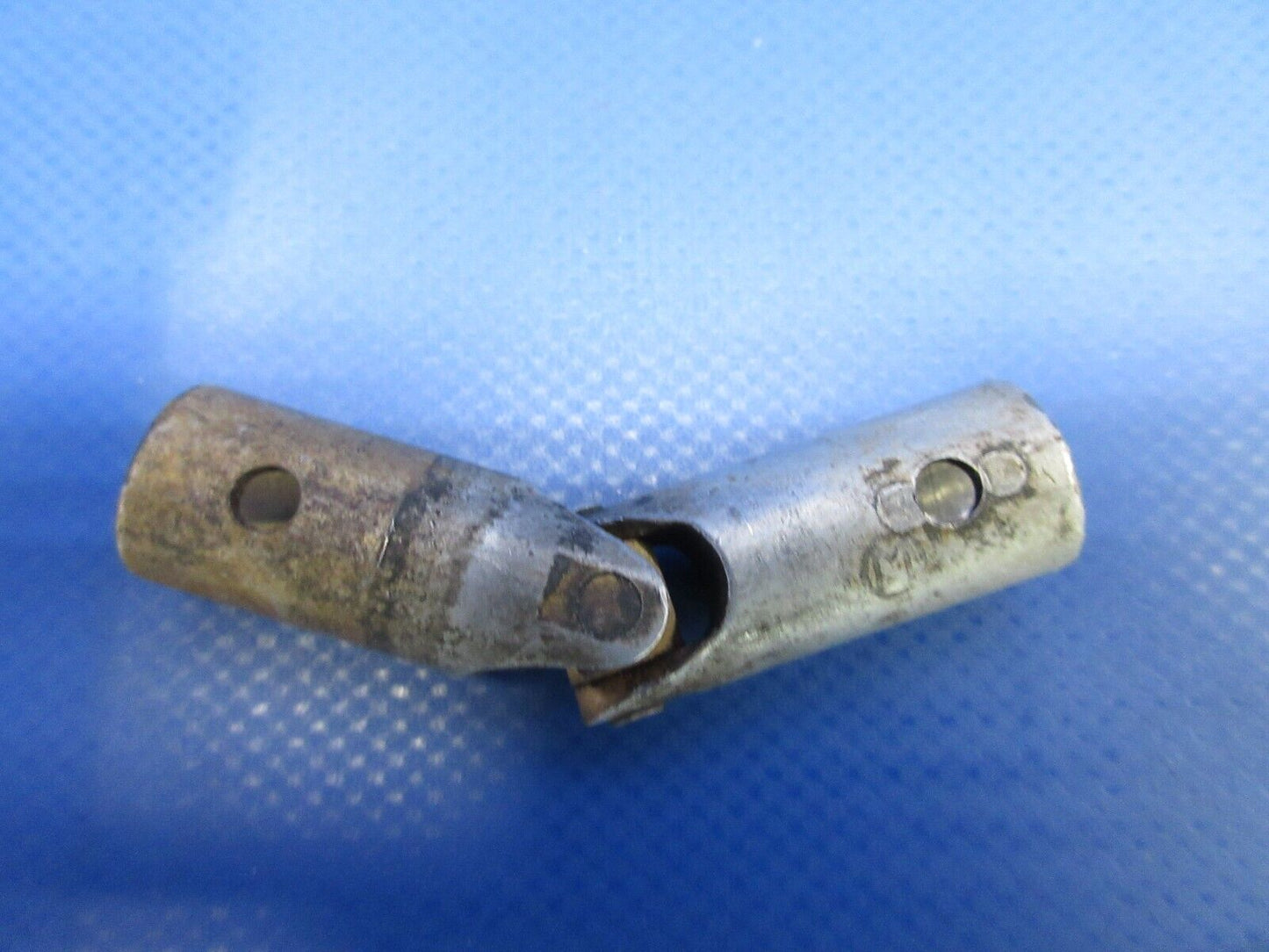 Apex Dayton Universal Joint P/N 0411079-C (0324-1061)