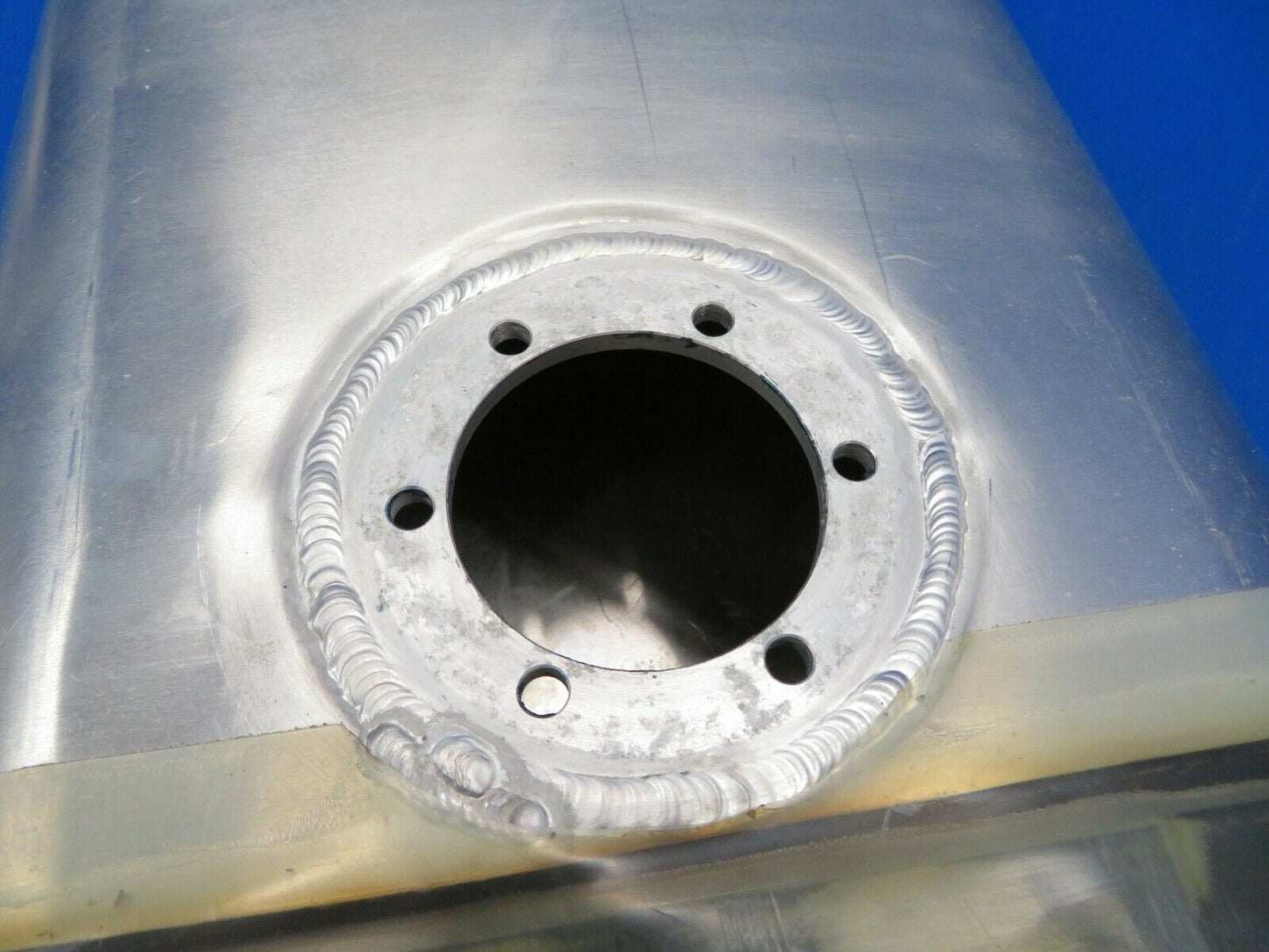 Diamond DA40-180 Auxiliary Fuel Tank RH OTBD P/N D41-2817 (0120-441)