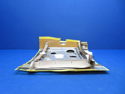Cessna 182D / 182 Baggage Door Assy w/ Key & Frame P/N 0711101-22 (0923-508)