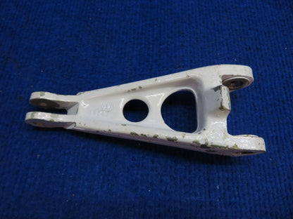Beech Main Gear LWR Torque Link Knee P/N 35-815194-13 (0722-657)
