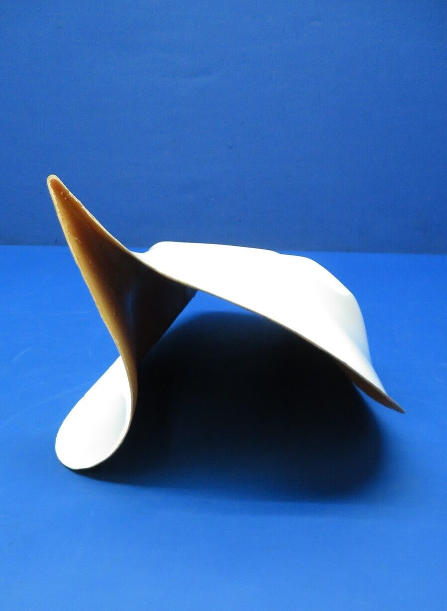Cessna Caravan Aviadesign Refueling Point Fairing P/N AD12083-15 NOS (0523-126)