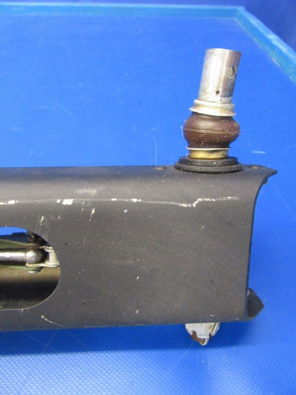 1956 Cessna 310 Tee Assy Control Column P/N 0896000-2 (1118-96)