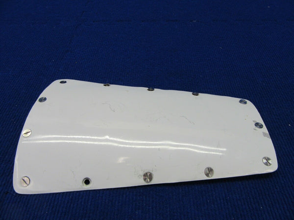 Beech Baron 95-B55 Nacelle Panel RH INBD / LH OTBD 96-980001-13 (1121-491)