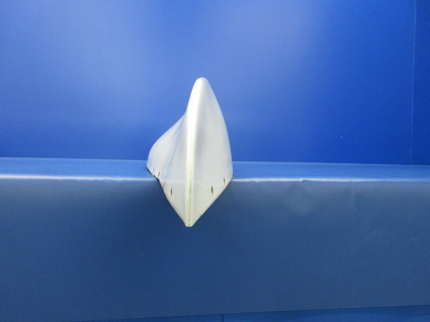Piper PA28 LH Wing Tip Assy Fiberglass P/N GF78022-00 (0224-671)
