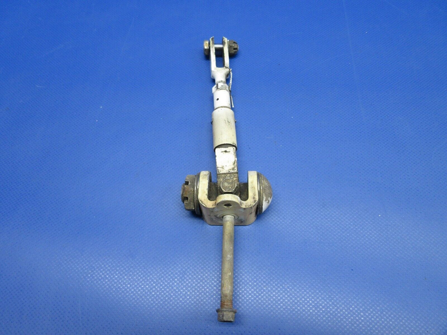 Beech King Air 200 Main Gear Door Link Assembly P/N 101-810126-1 (0324-1005)