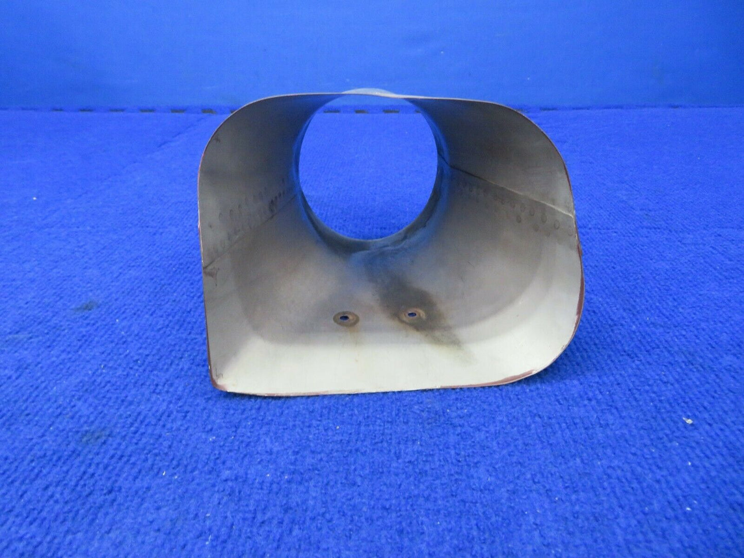 1956 Cessna 310 Diffuser Outboard Exhaust P/N 0850621-1 (0422-498)