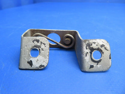 Beech C-35 Bonanza Cowling Fastener Bracket P/N 35-910244 LOT OF 5 (1222-541)