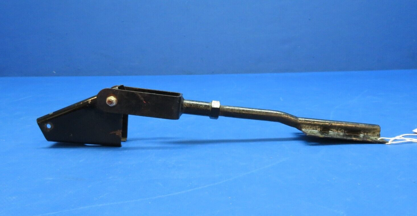 Piper PA-28-180 Cherokee Stabilator Trim Bracket Assy P/N 62708-02 (0523-109)