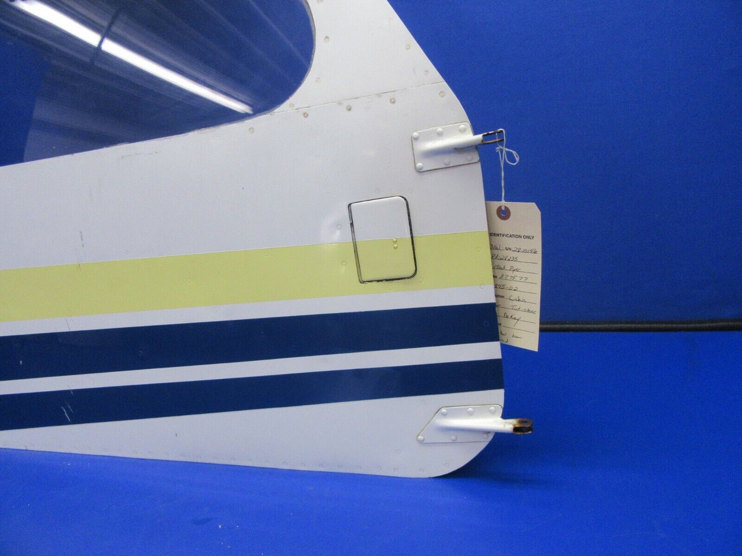 Piper PA-28-235 Cabin Door Tint Clear NO KEY REPAIRED 79545-002 (0521-368)